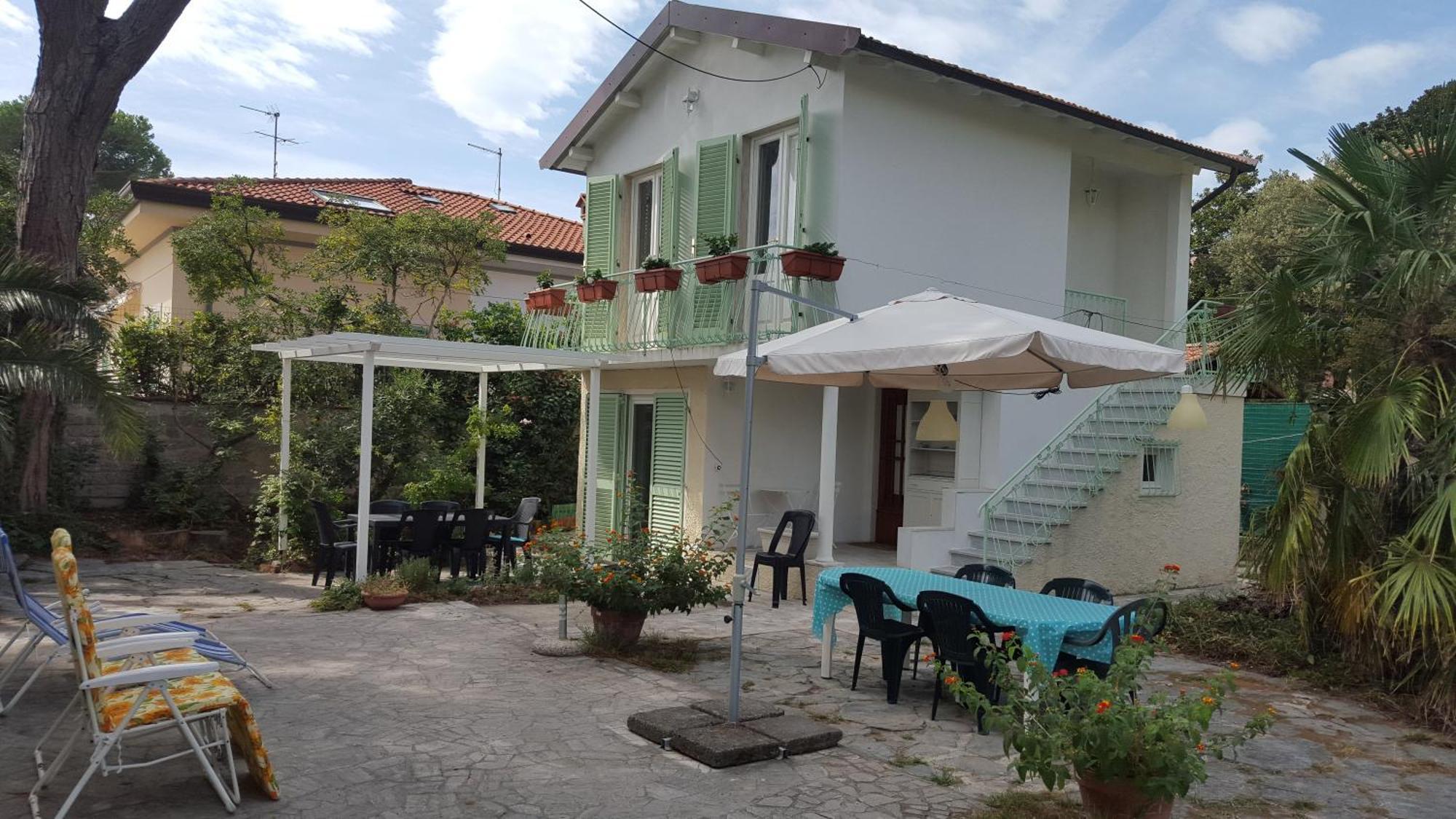 Le Mura Holiday Home Marina di Pietrasanta Exterior photo